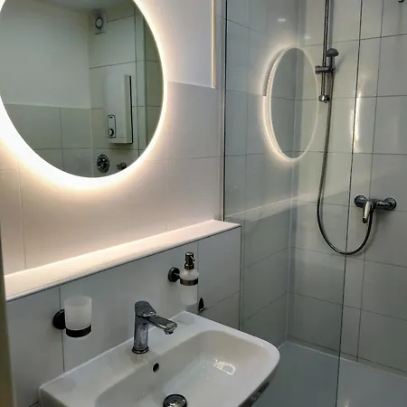 Langenfeld City Apartment *